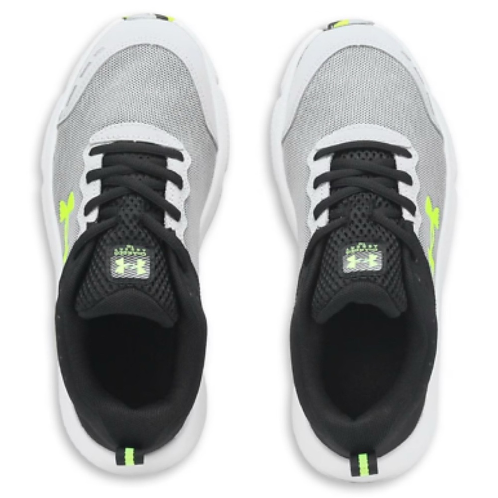 Under Armour Sneakers